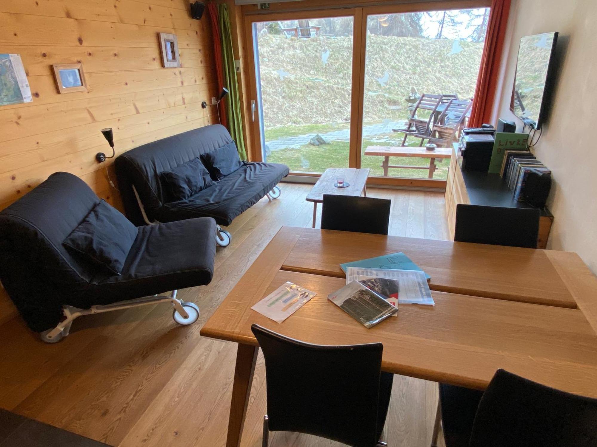 La Cle Des Champs Bed & Breakfast Heremence Exterior photo